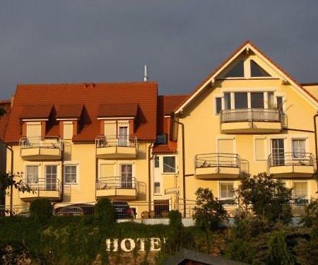 Hotel Am Schloss ディポルディスヴァルト エクステリア 写真